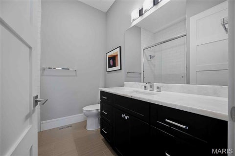Tiny photo for 15 Ladue Meadows, Creve Coeur, MO 63141 (MLS # 26066705)