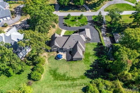 Tiny photo for 15 Ladue Meadows, Creve Coeur, MO 63141 (MLS # 26066705)