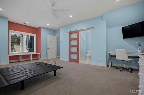 Tiny photo for 15 Ladue Meadows, Creve Coeur, MO 63141 (MLS # 26066705)