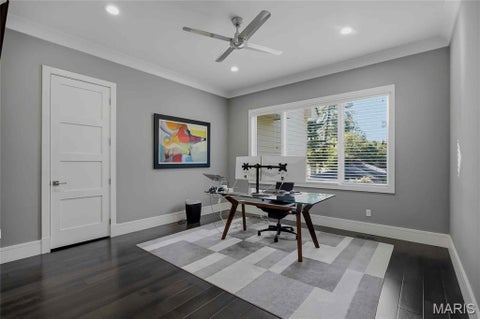 Tiny photo for 15 Ladue Meadows, Creve Coeur, MO 63141 (MLS # 26066705)