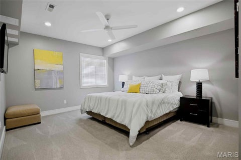 Tiny photo for 15 Ladue Meadows, Creve Coeur, MO 63141 (MLS # 26066705)