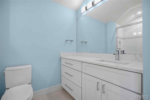 Tiny photo for 15 Ladue Meadows, Creve Coeur, MO 63141 (MLS # 26066705)