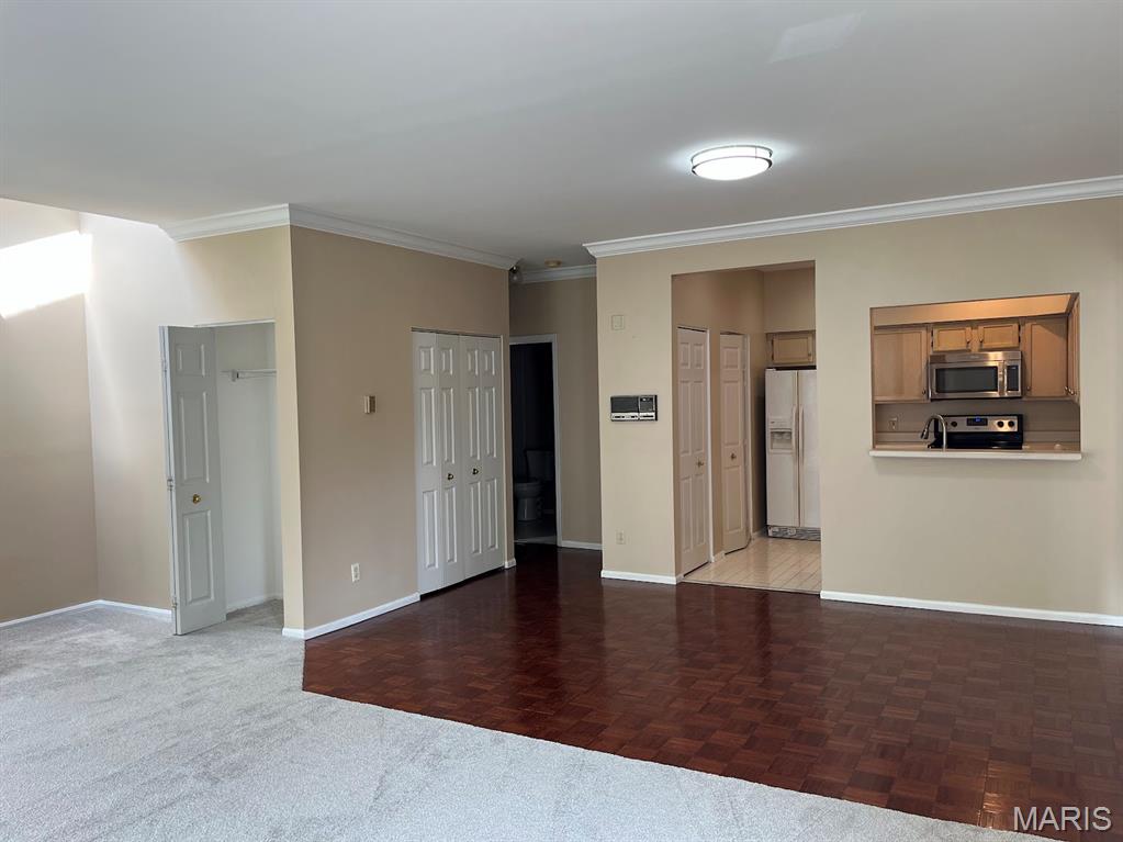 Briarcliff Condominium complex - Residential