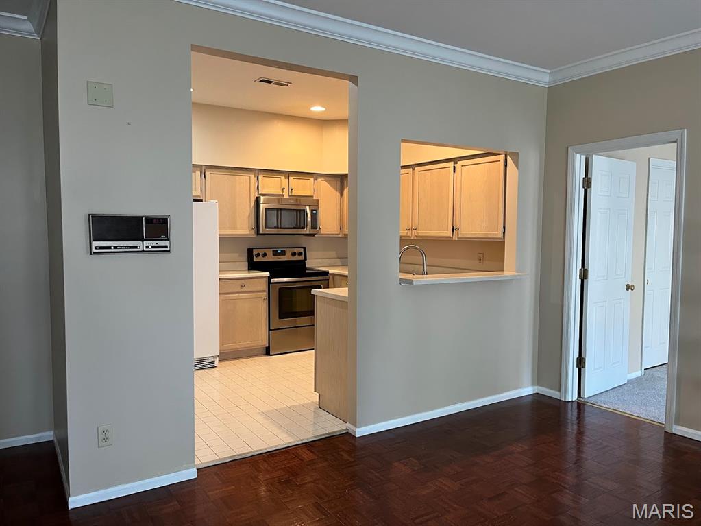 Briarcliff Condominium complex - Residential