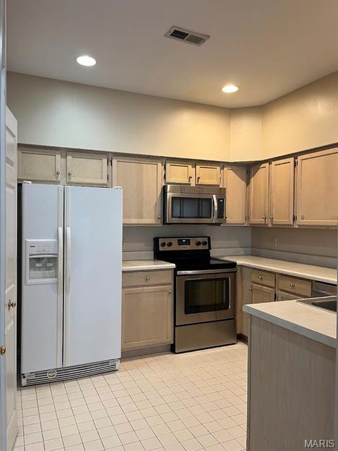 Tiny photo for 10942 Vauxhall Drive, Creve Coeur, MO 63146 (MLS # 26020585)