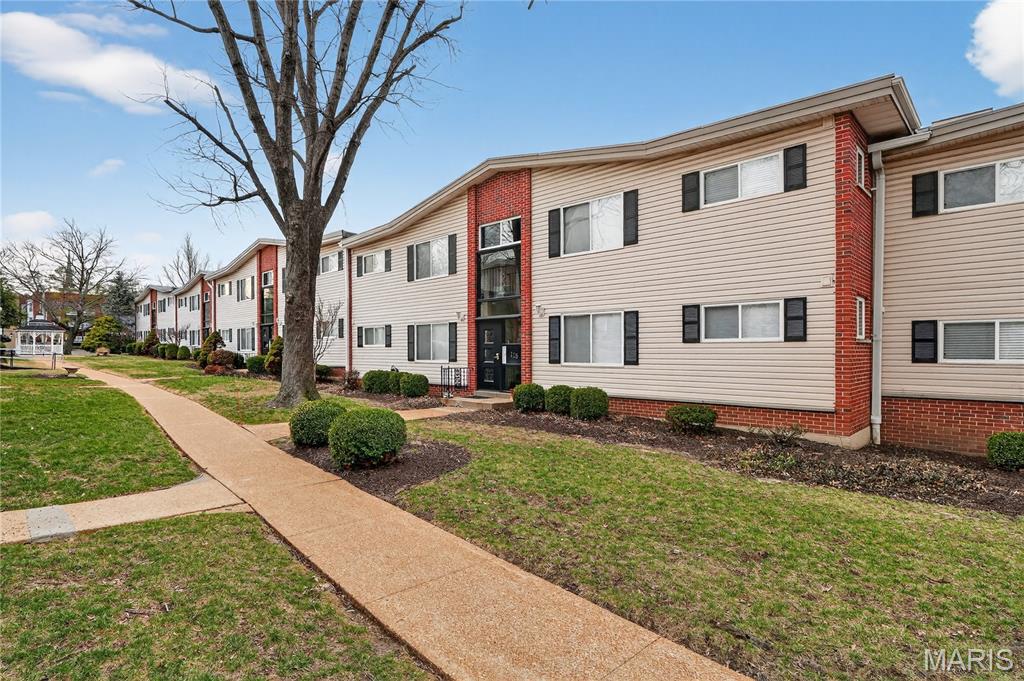 Washington Place Condo & Sec - Residential