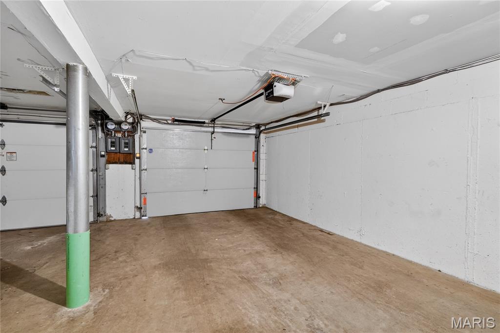 Washington Place Condo & Sec - Residential