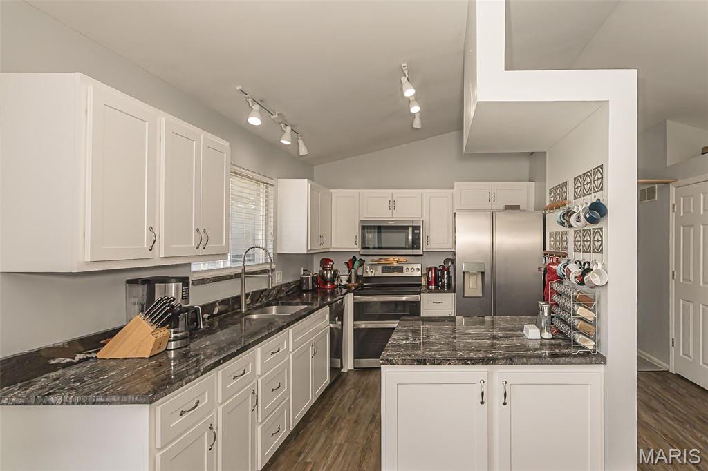 Hollow Creek - Residential