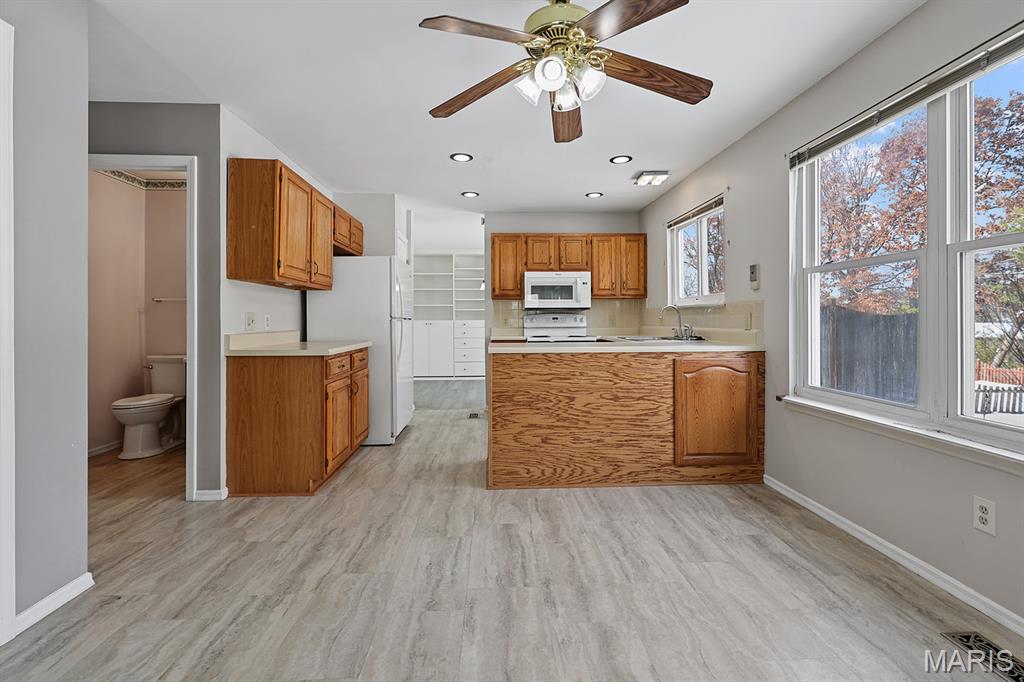 River Oaks Estates Three - Residential