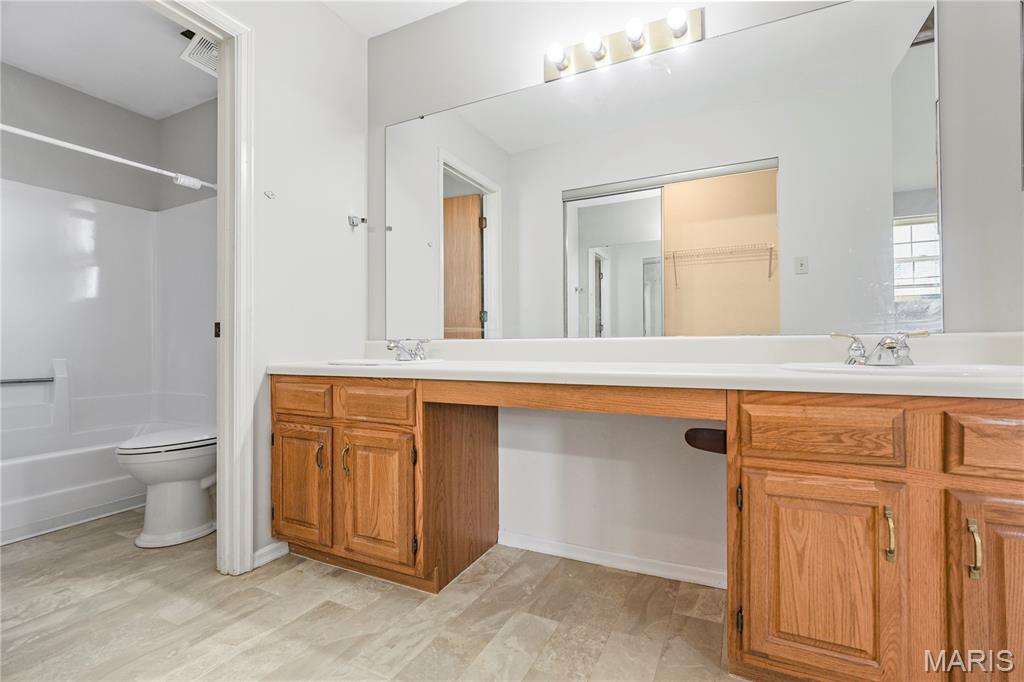 River Oaks Estates Three - Residential