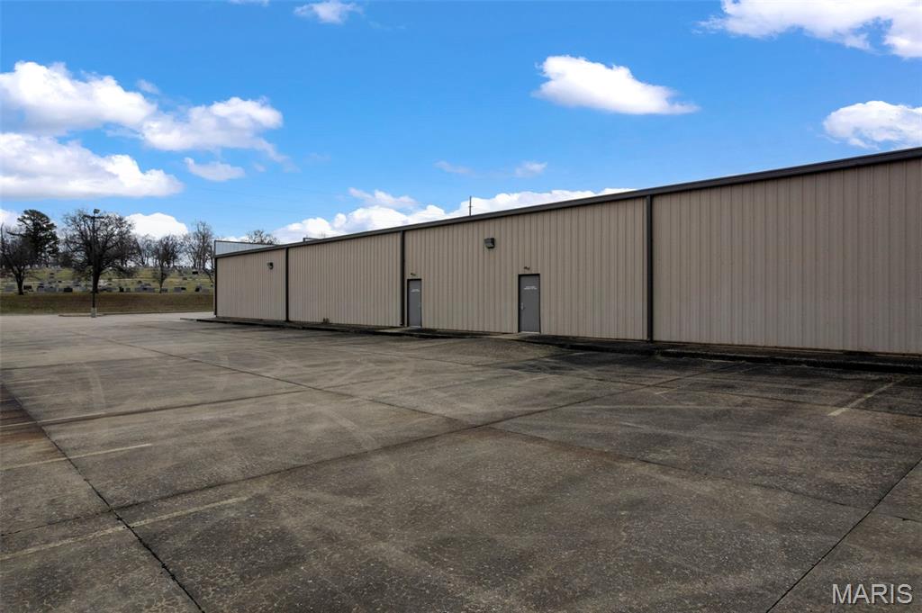 NA - Commercial Sale