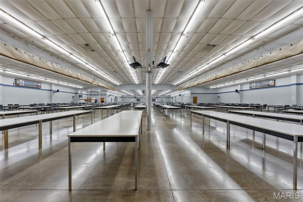 NA - Commercial Sale