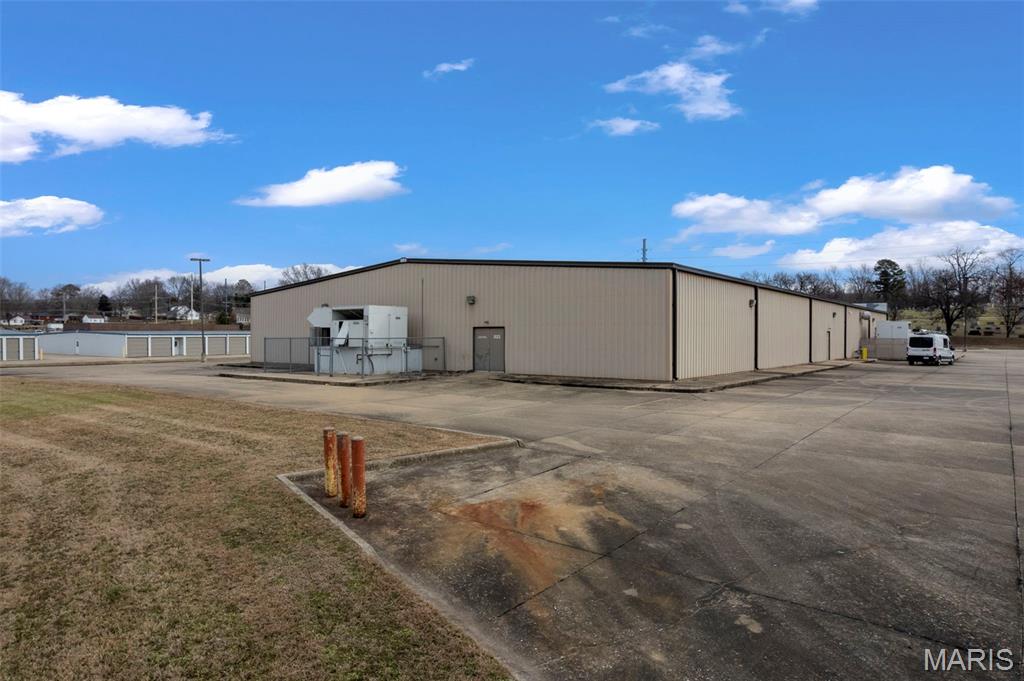 NA - Commercial Sale