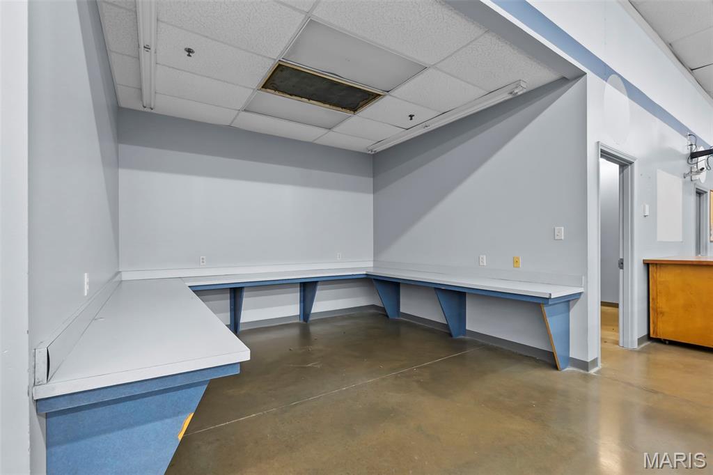 NA - Commercial Sale