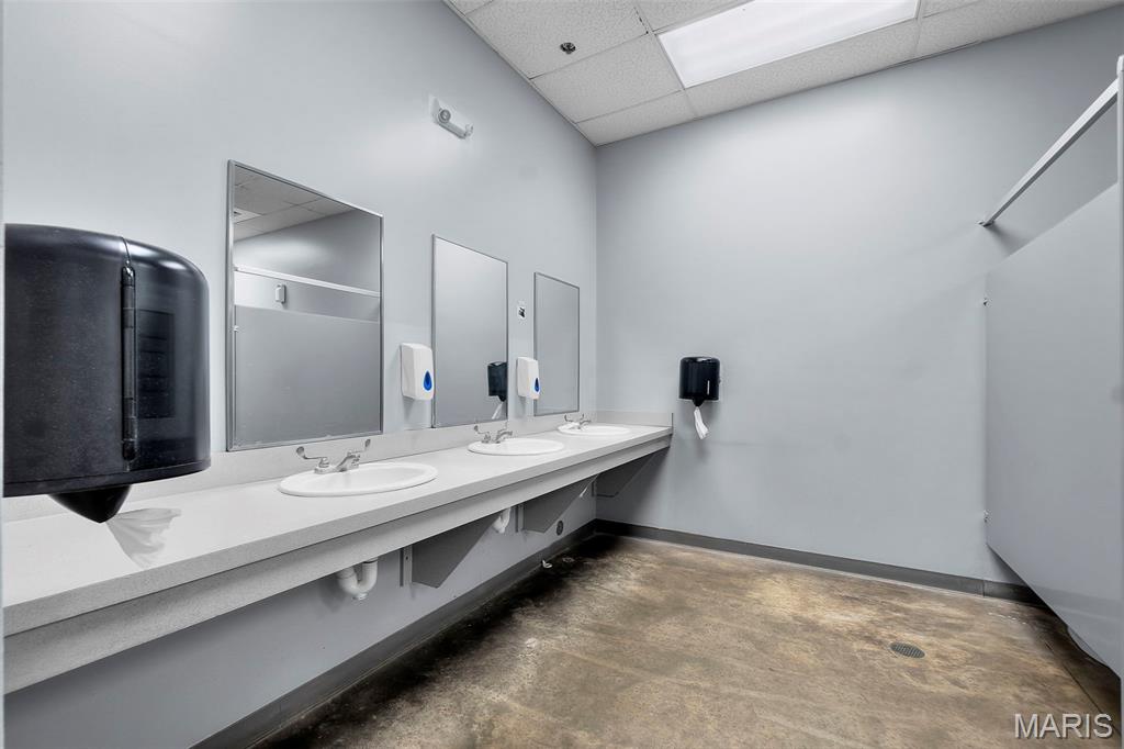 NA - Commercial Sale