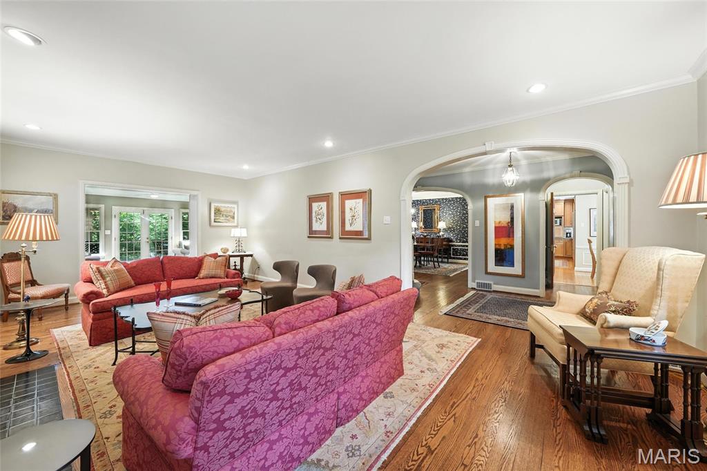 McKnight Acres Lt 7 & Lt Pts 5 & 9 Sub - Residential