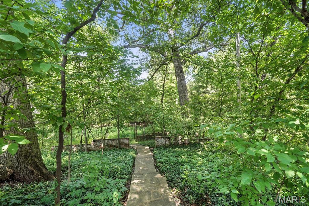 McKnight Acres Lt 7 & Lt Pts 5 & 9 Sub - Residential