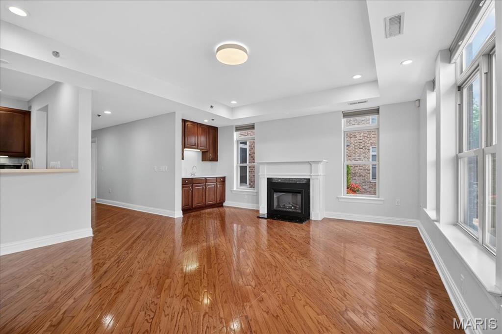 500 North and South Road 103