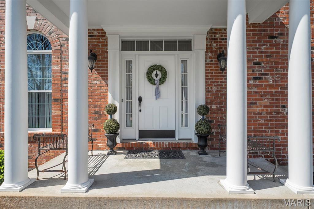 1043 Greystone Manor Parkway