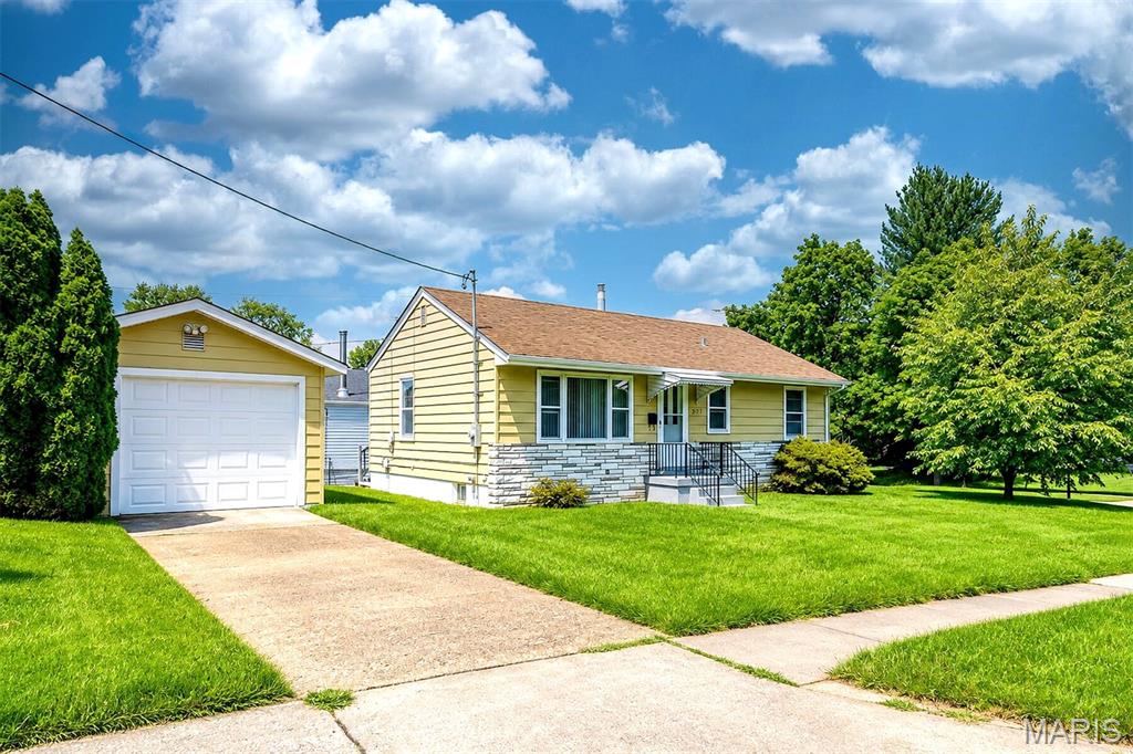 3349 Marmary Lane