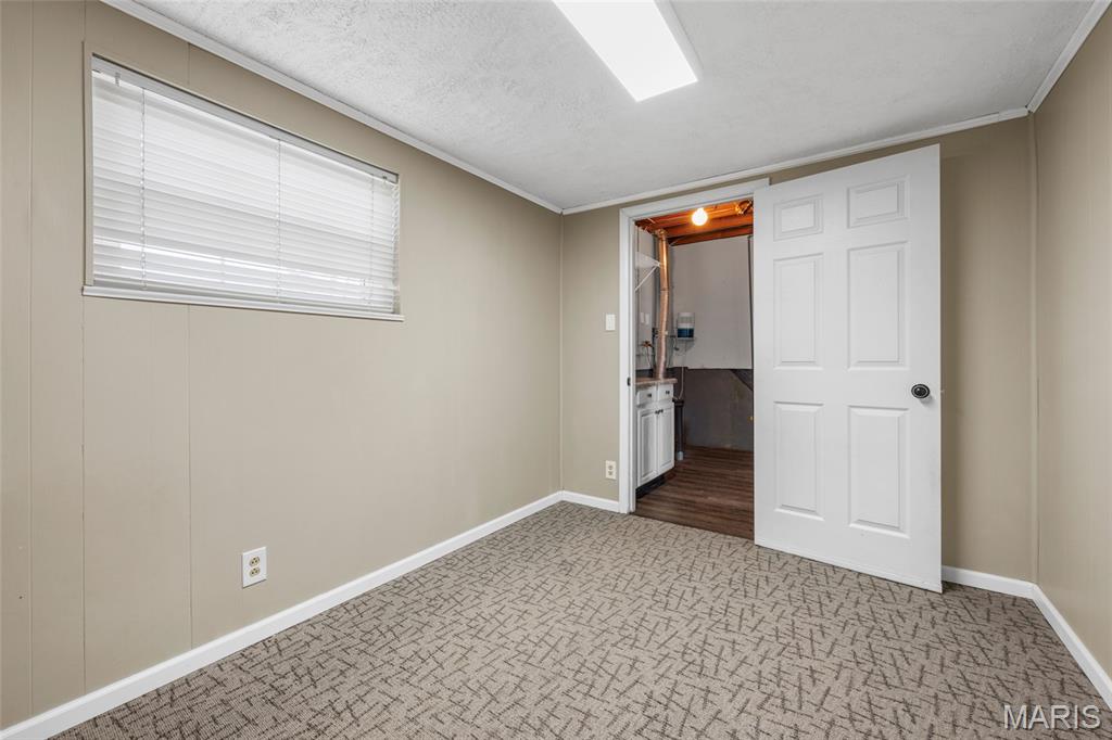 Quiet Village 13 - Residential Lease