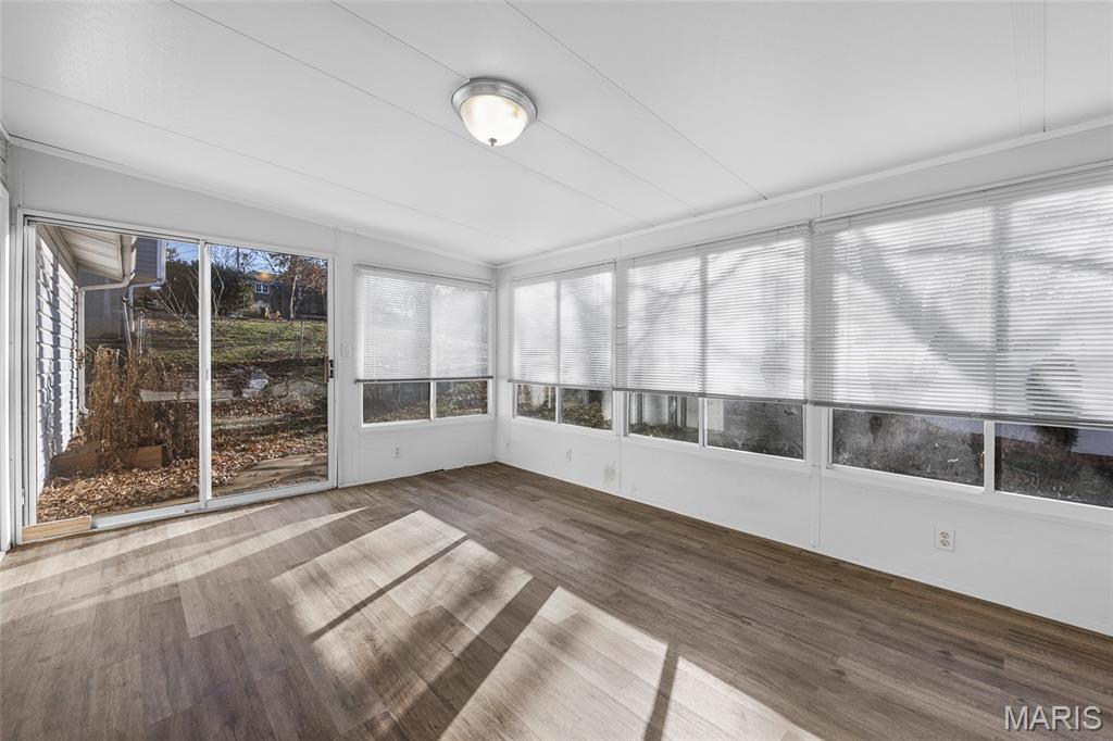 Quiet Village 13 - Residential Lease