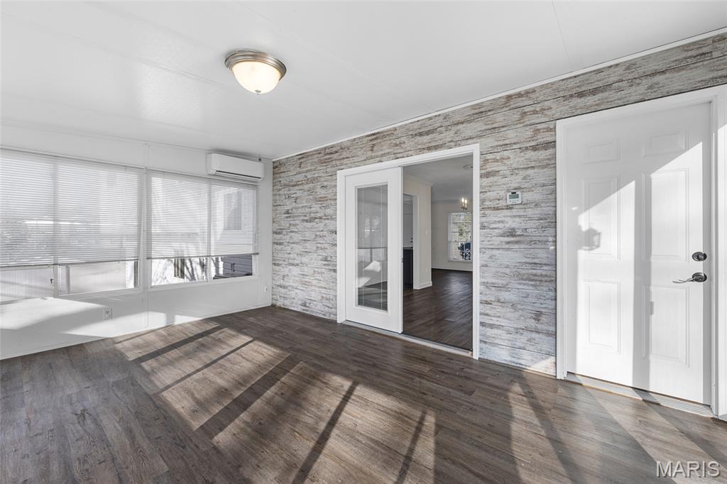 Quiet Village 13 - Residential Lease