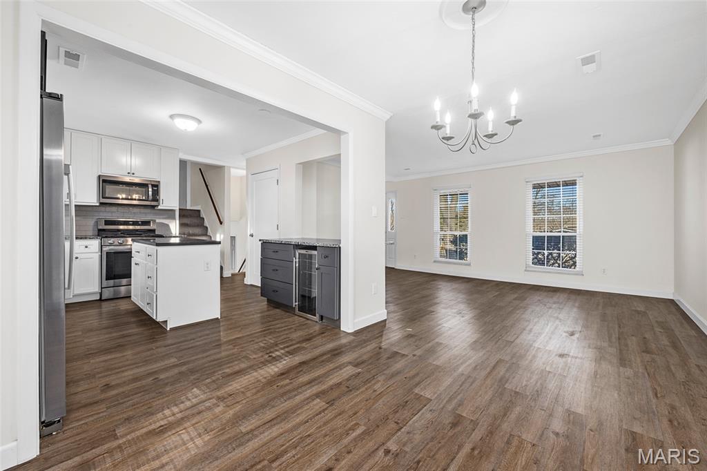 Quiet Village 13 - Residential Lease