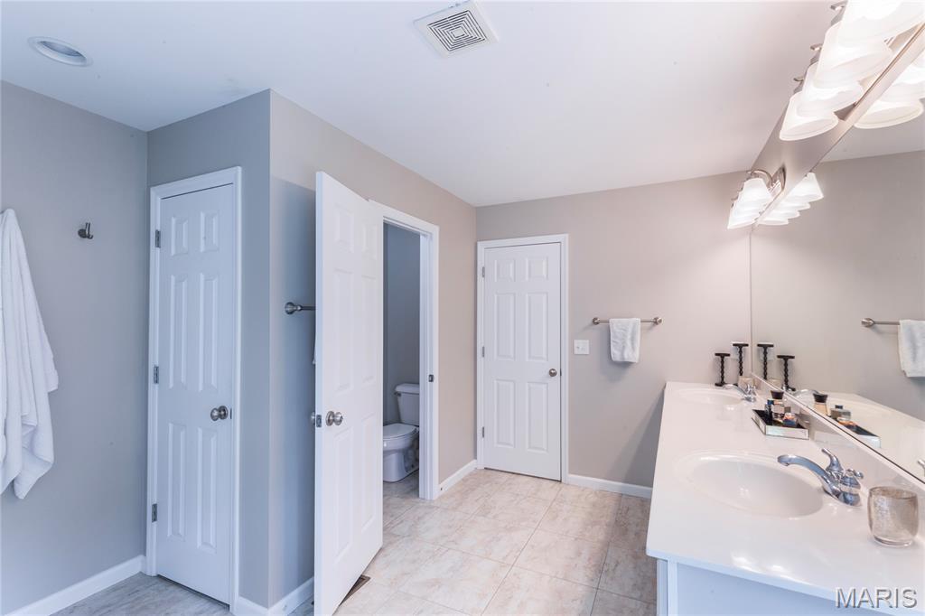 Manors At Craig Road The - Residential