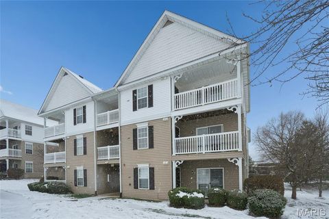 Photo of 1302 Spring Creek Lane, OFallon, MO 63368 (MLS # 25079914)