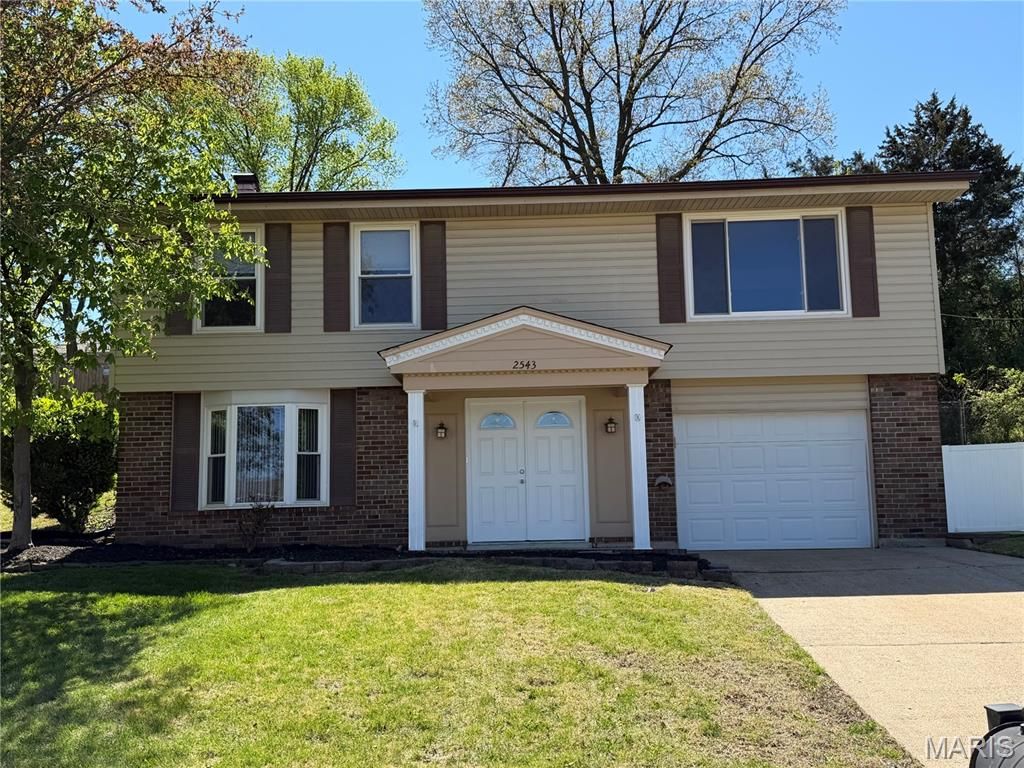 Photo of 2543 Wesford Drive, Maryland Heights, MO 63043 (MLS # 26020590)