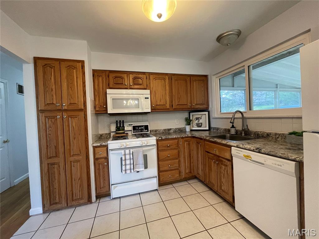 Westglen Estates 5 - Residential