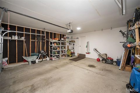 Tiny photo for 563 Beacon Point Lane, Wildwood, MO 63040 (MLS # 25077961)