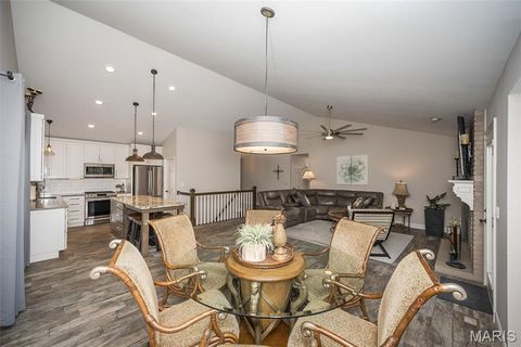 Tiny photo for 563 Beacon Point Lane, Wildwood, MO 63040 (MLS # 25077961)