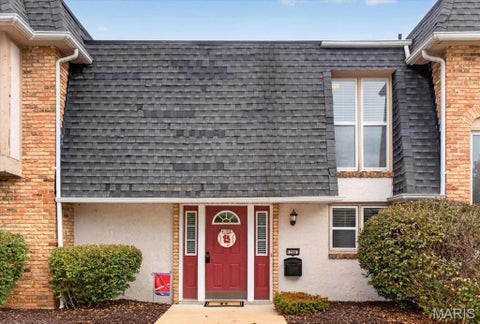 Photo of 12861 Town And Four Drive #12861, Creve Coeur, MO 63141 (MLS # 26060083)