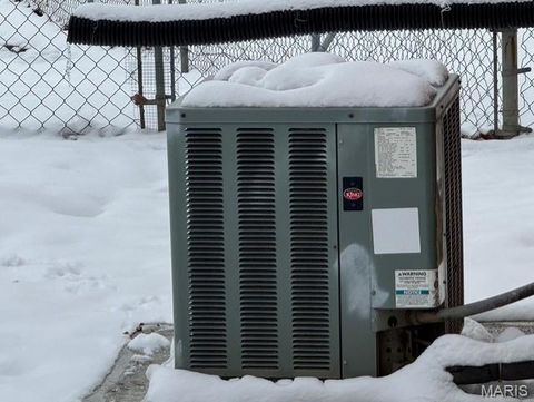 Tiny photo for 2820 Ashby Road, St Louis, MO 63114 (MLS # 25079561)