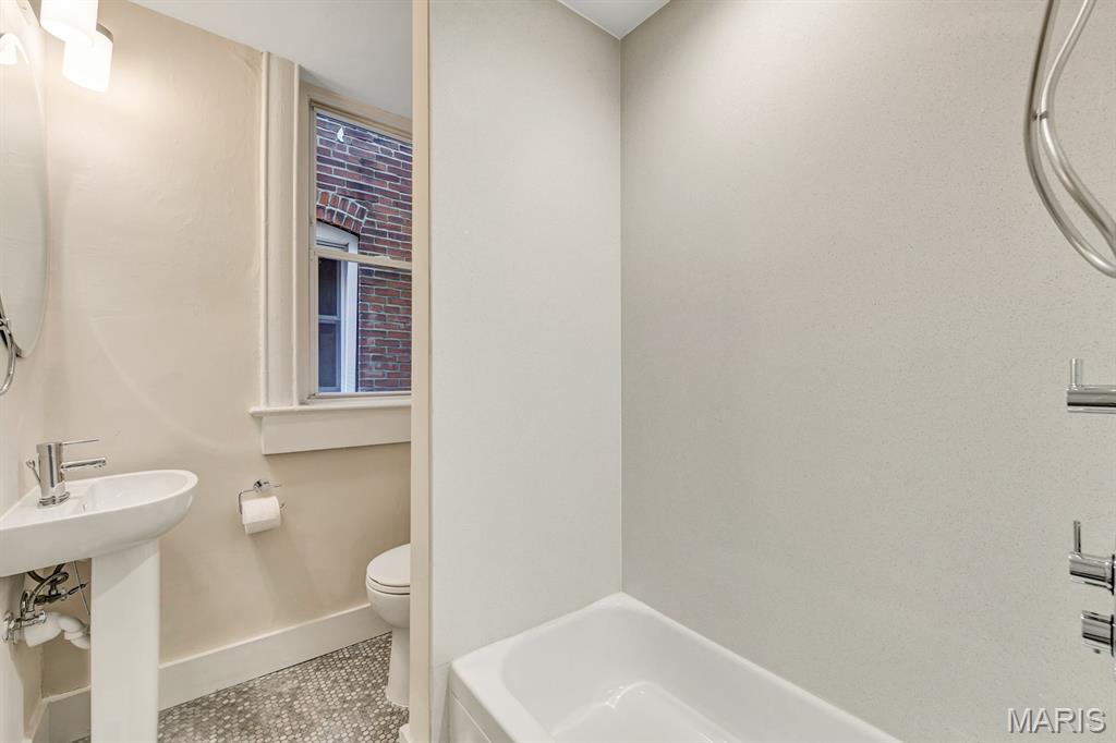 Tower Grove Heights Add - Residential Income