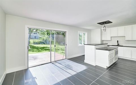Tiny photo for 1004 Tempo Drive, Creve Coeur, MO 63146 (MLS # 25058276)