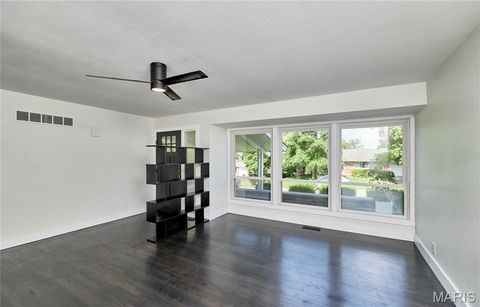 Tiny photo for 1004 Tempo Drive, Creve Coeur, MO 63146 (MLS # 25058276)