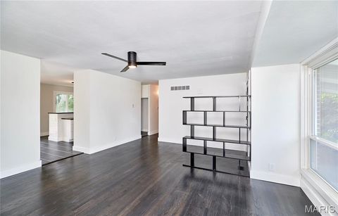 Tiny photo for 1004 Tempo Drive, Creve Coeur, MO 63146 (MLS # 25058276)