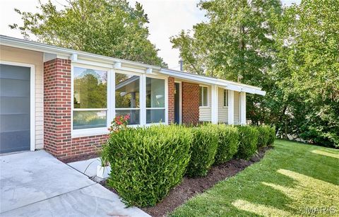Tiny photo for 1004 Tempo Drive, Creve Coeur, MO 63146 (MLS # 25058276)