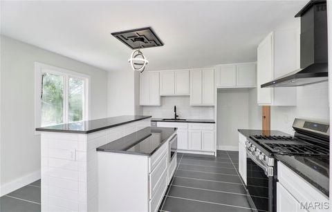 Tiny photo for 1004 Tempo Drive, Creve Coeur, MO 63146 (MLS # 25058276)