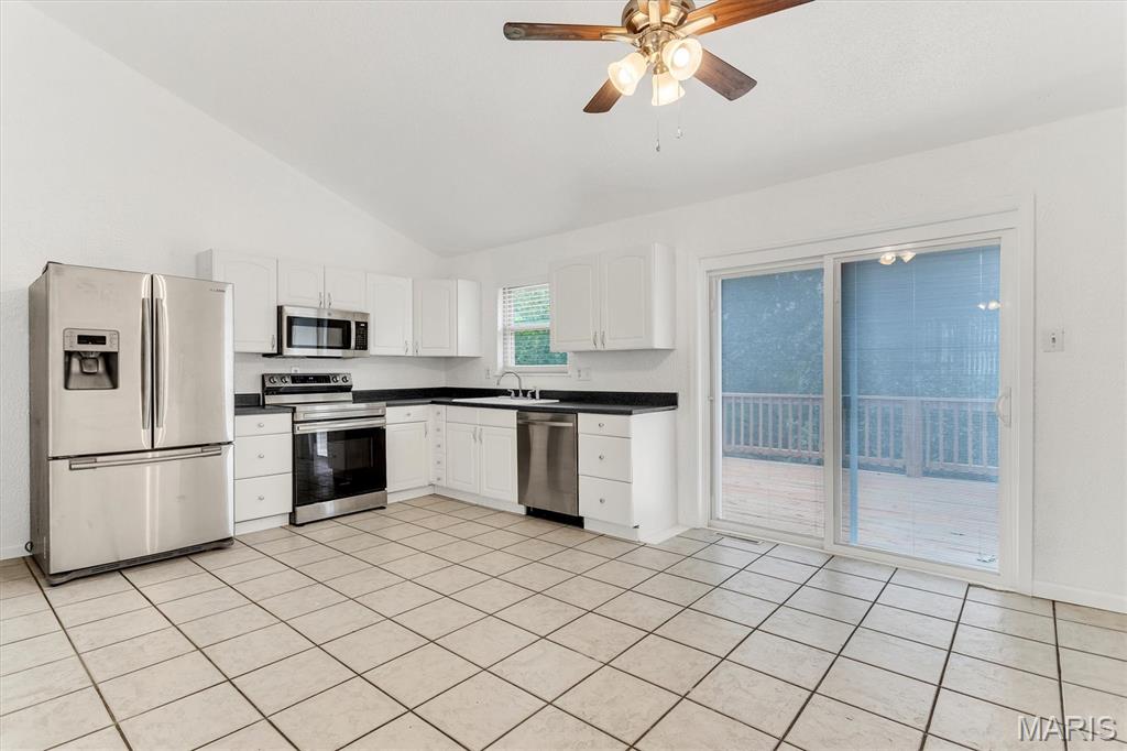 7916 Bolle Trail