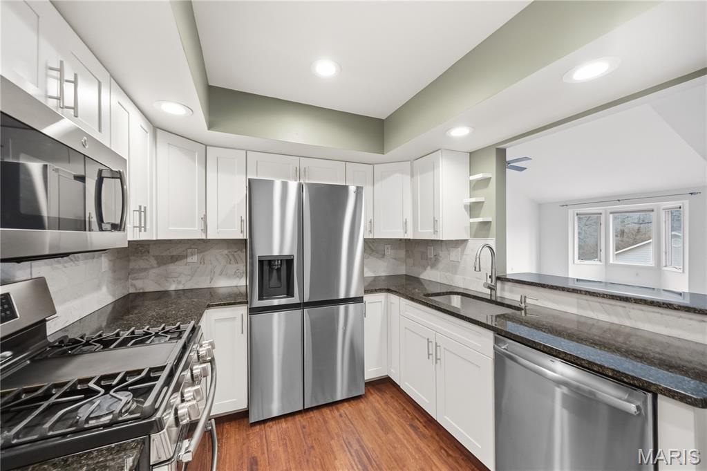 Sun Valley Condo Ph I - Residential