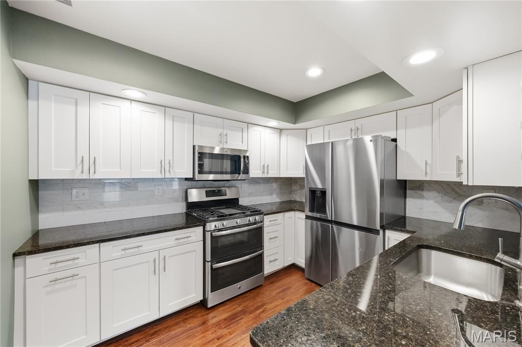 Sun Valley Condo Ph I - Residential