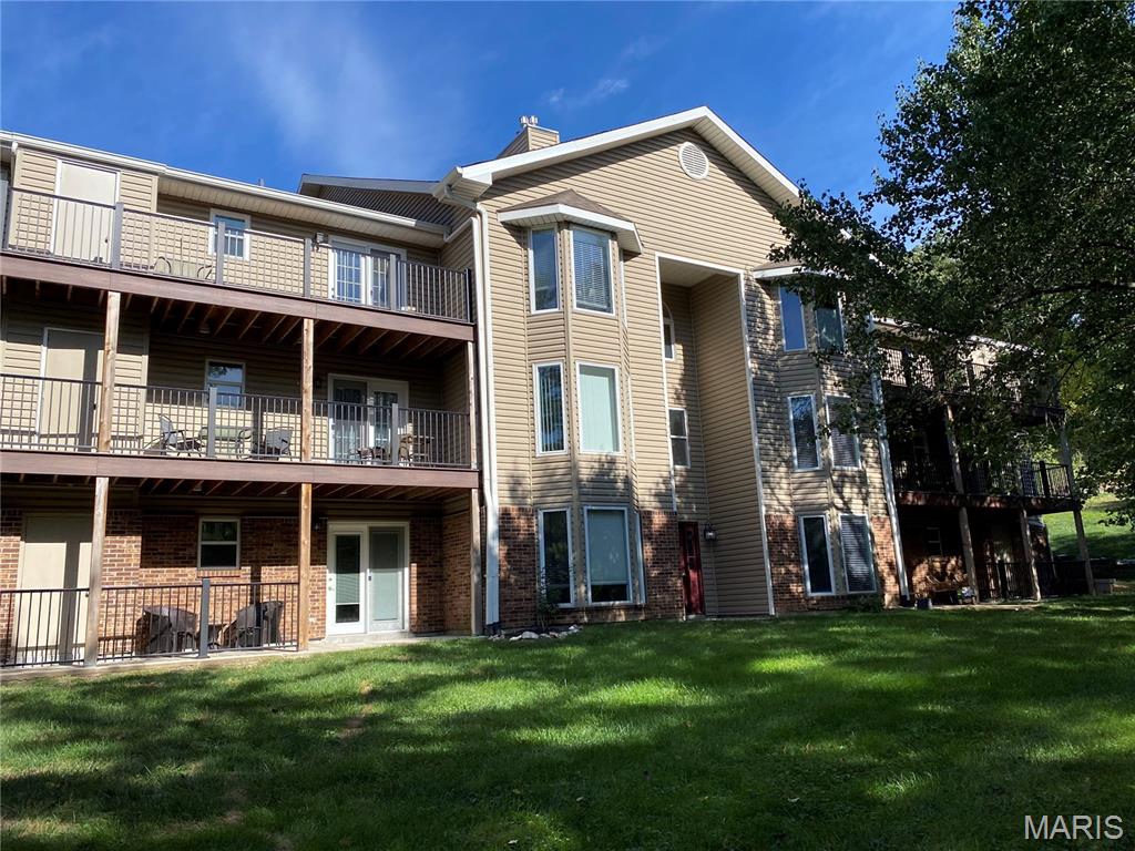 Sun Valley Condo Ph I - Residential