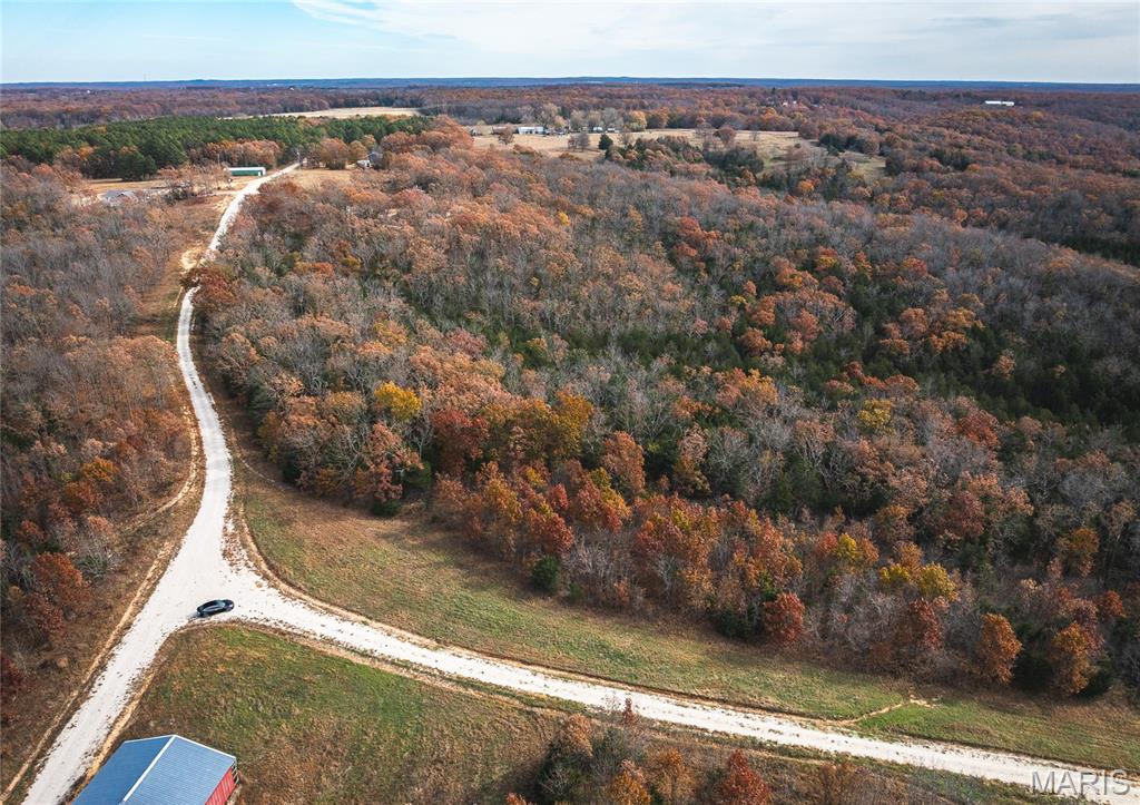 Whispering Oaks - Land