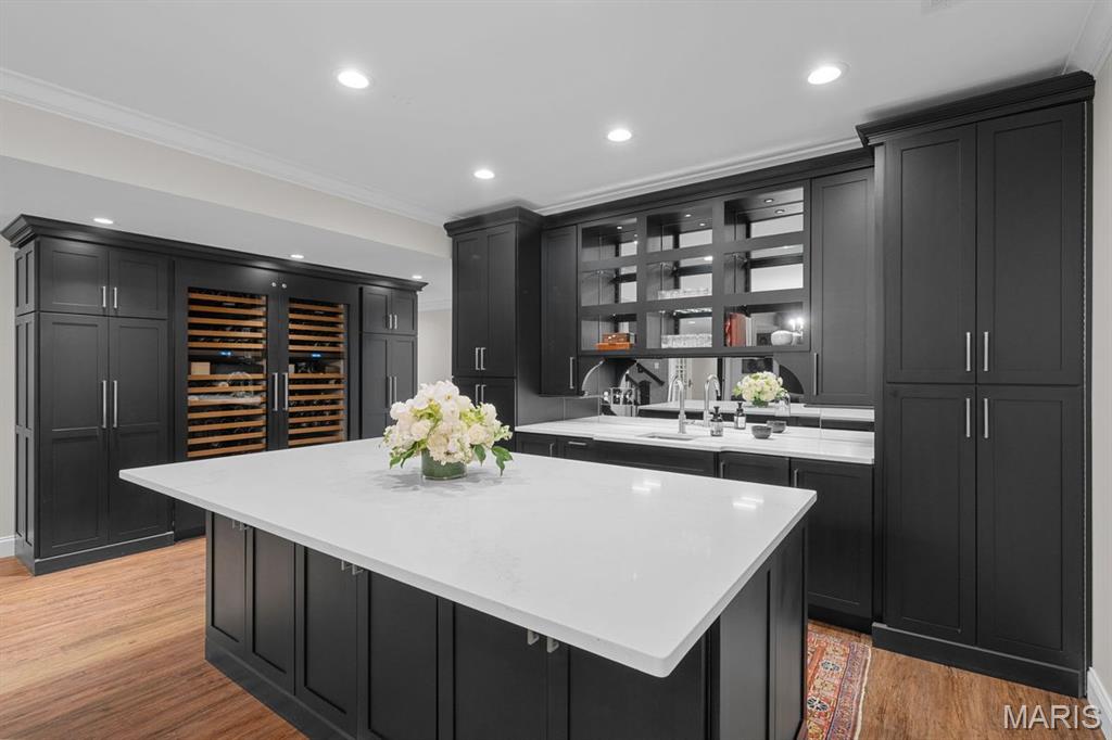 Ladue Manor - Residential