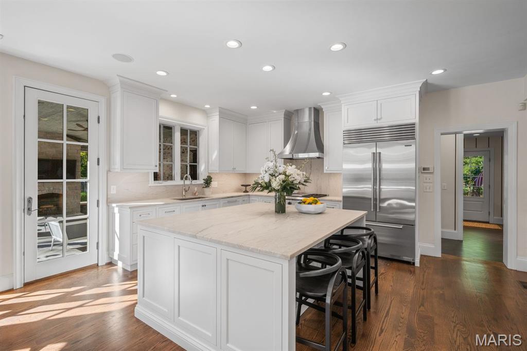 Ladue Manor - Residential