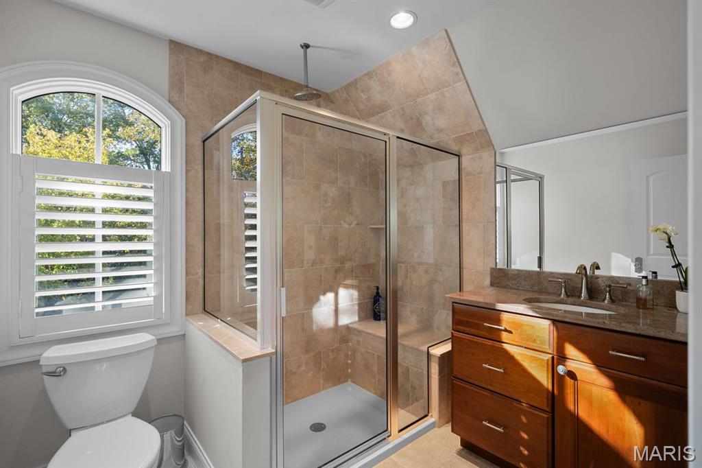 Ladue Manor - Residential